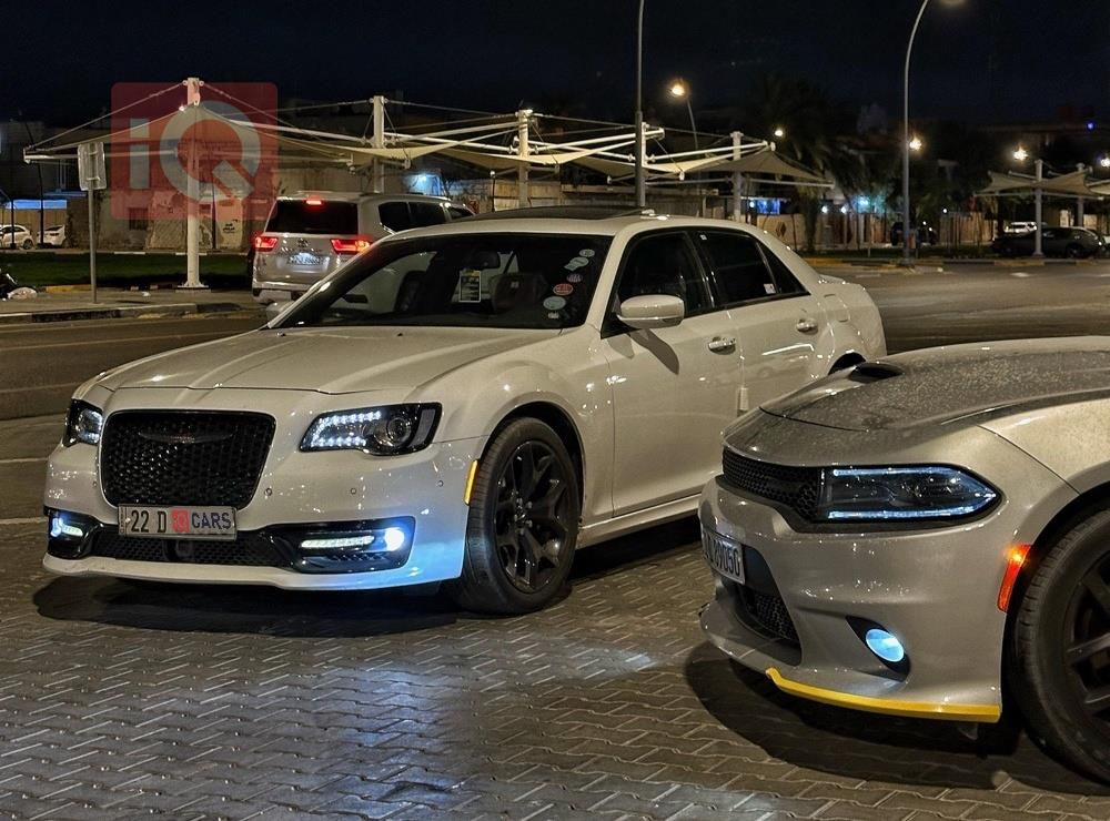 Chrysler 300